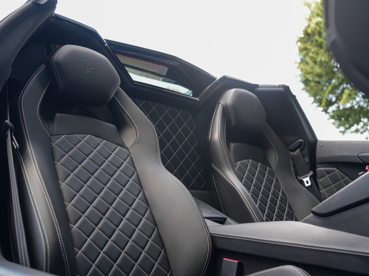 2015 Lamborghini Aventador LP 700-4 - Photo 35 - Bonita Springs, FL 34134