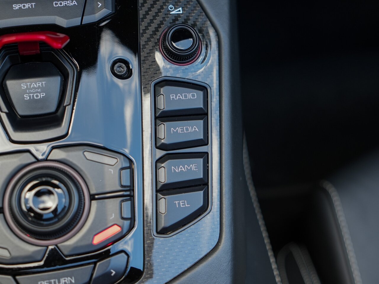 2015 Lamborghini Aventador LP 700-4 - Photo 24 - Bonita Springs, FL 34134