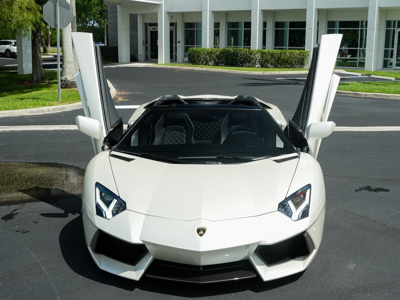 2015 Lamborghini Aventador LP 700-4 - Photo 5 - Bonita Springs, FL 34134