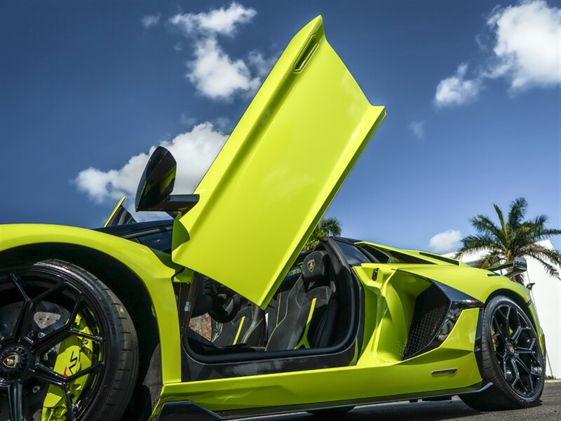 2020 Lamborghini Aventador LP 770-4 SVJ - Photo 10 - Bonita Springs, FL 34134