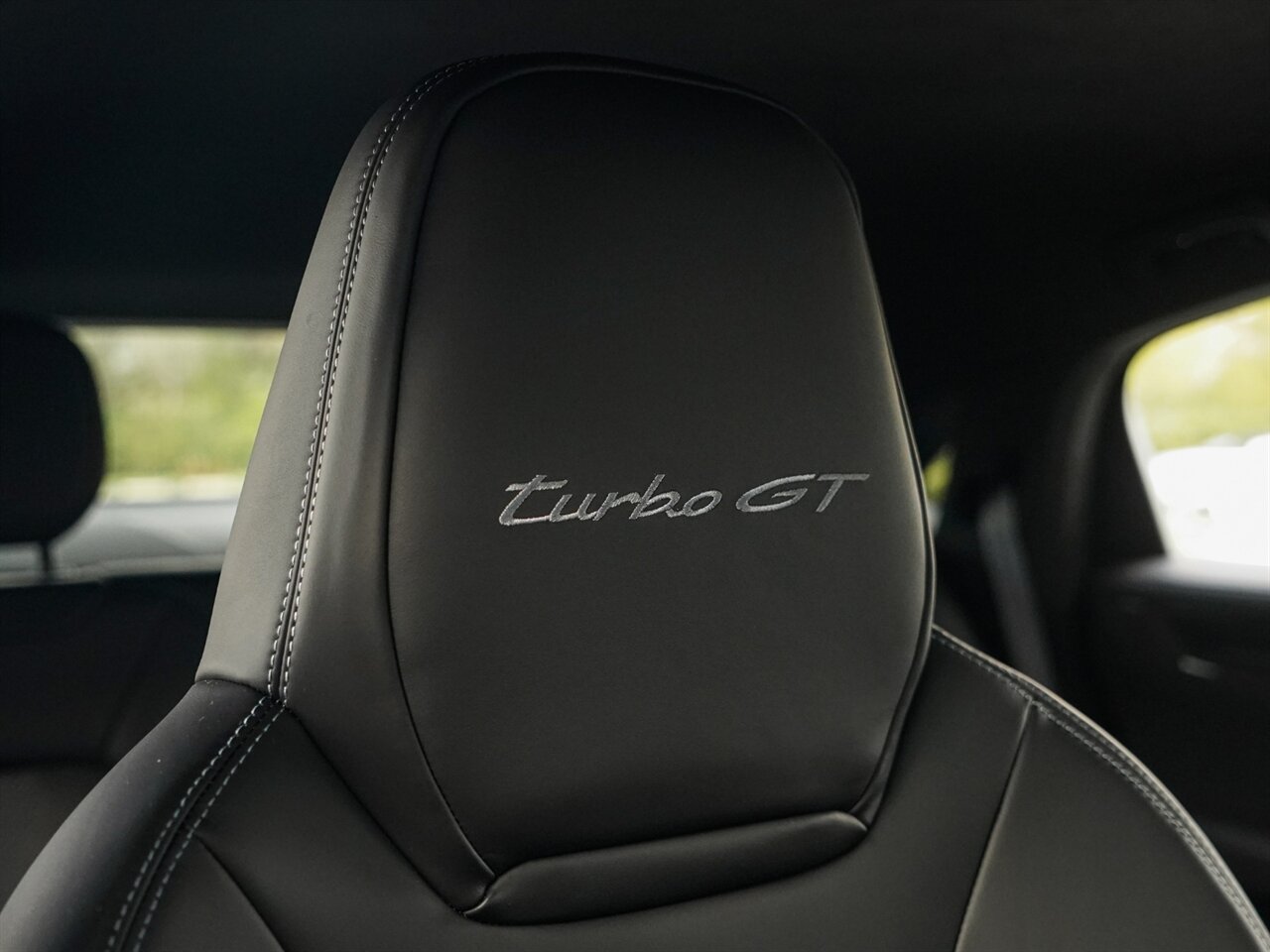 2024 Porsche Cayenne Turbo GT   - Photo 40 - Bonita Springs, FL 34134