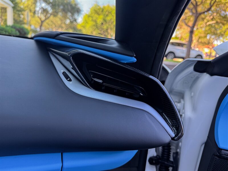 2024 Ferrari SF90 Spider - Photo 45 - Bonita Springs, FL 34134