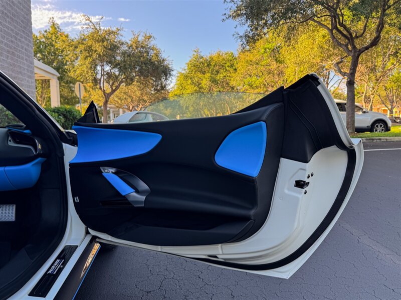 2024 Ferrari SF90 Spider - Photo 46 - Bonita Springs, FL 34134