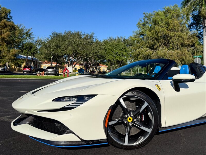 2024 Ferrari SF90 Spider - Photo 13 - Bonita Springs, FL 34134