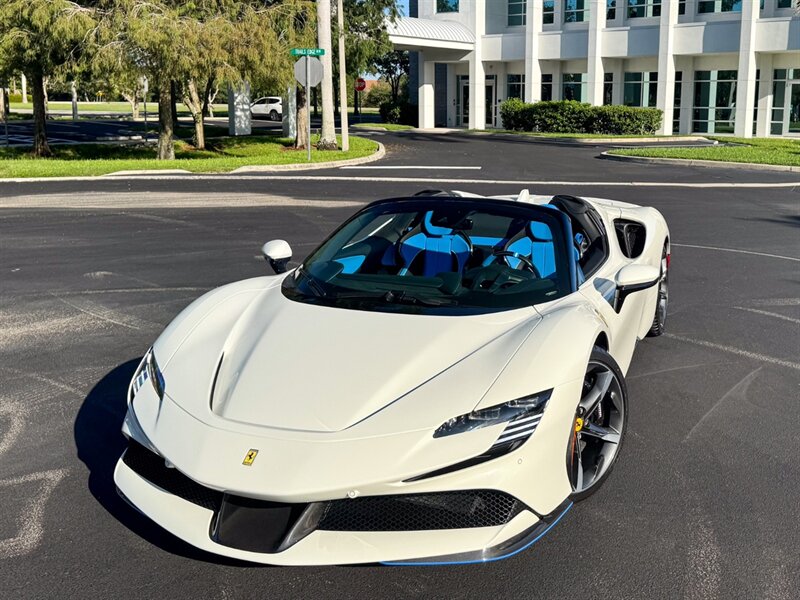 2024 Ferrari SF90 Spider - Photo 11 - Bonita Springs, FL 34134