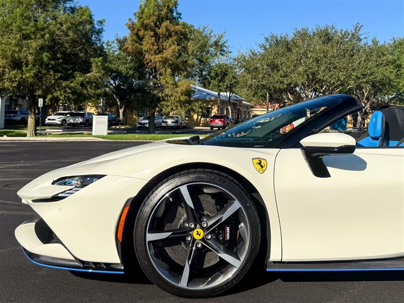 2024 Ferrari SF90 Spider - Photo 52 - Bonita Springs, FL 34134