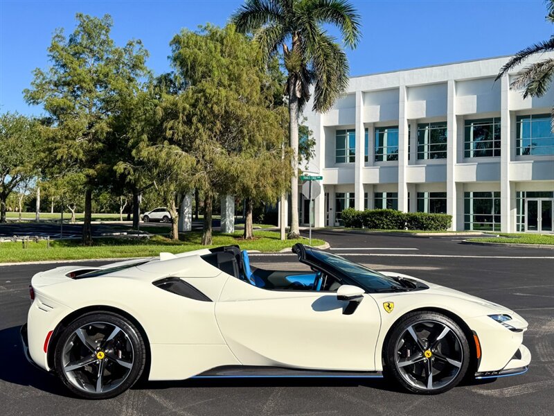 2024 Ferrari SF90 Spider - Photo 73 - Bonita Springs, FL 34134