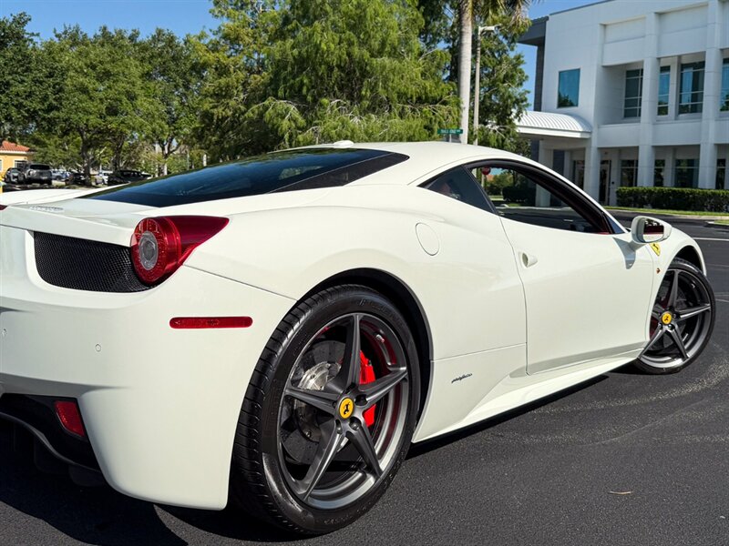 2014 Ferrari 458 Italia   - Photo 56 - Bonita Springs, FL 34134