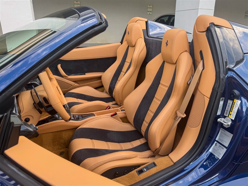 2014 Ferrari 458 Spider   - Photo 21 - Bonita Springs, FL 34134