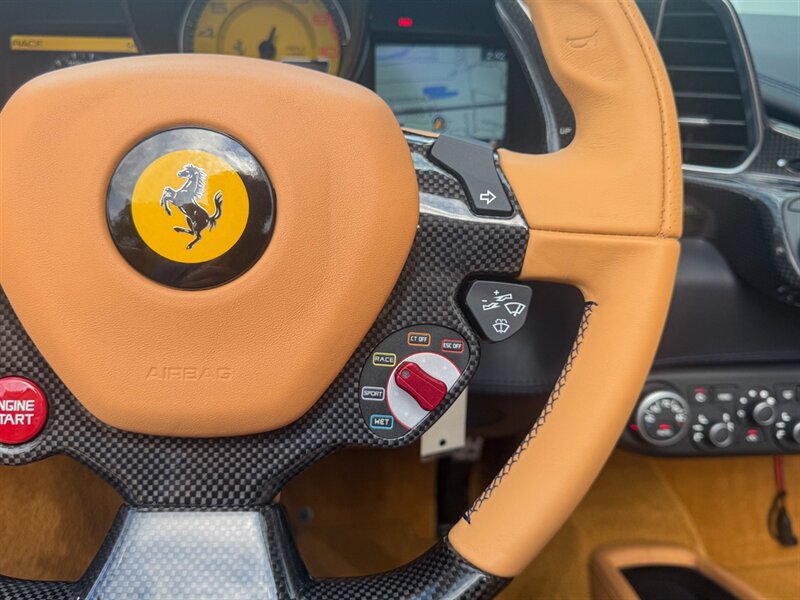 2014 Ferrari 458 Spider   - Photo 29 - Bonita Springs, FL 34134