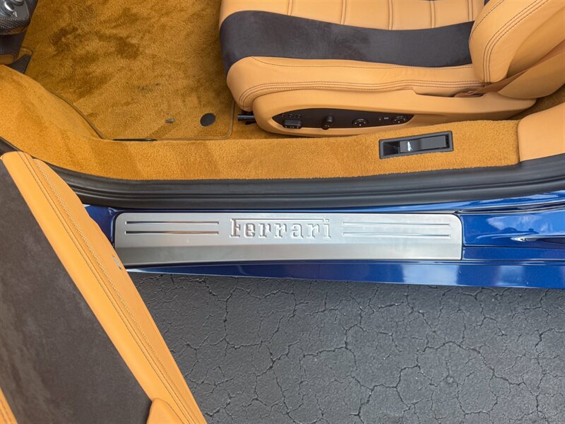 2014 Ferrari 458 Spider   - Photo 25 - Bonita Springs, FL 34134