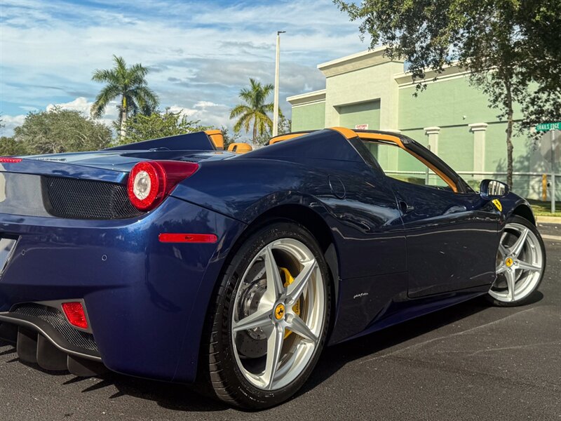 2014 Ferrari 458 Spider   - Photo 58 - Bonita Springs, FL 34134