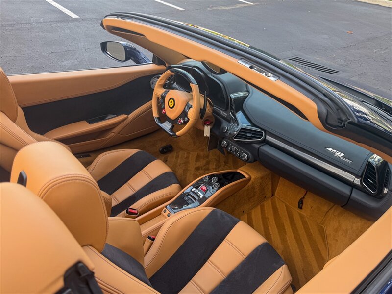 2014 Ferrari 458 Spider   - Photo 26 - Bonita Springs, FL 34134