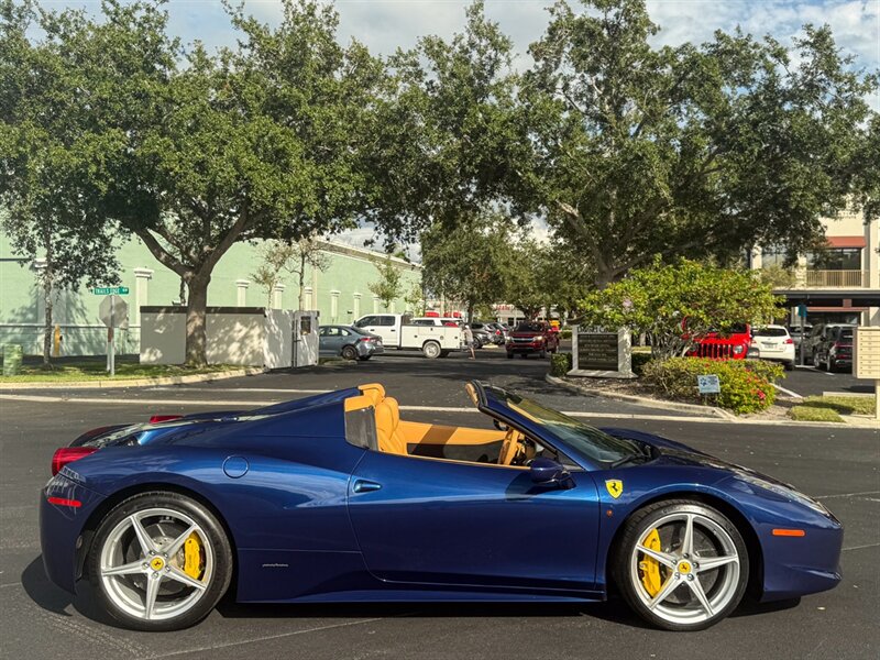 2014 Ferrari 458 Spider   - Photo 61 - Bonita Springs, FL 34134