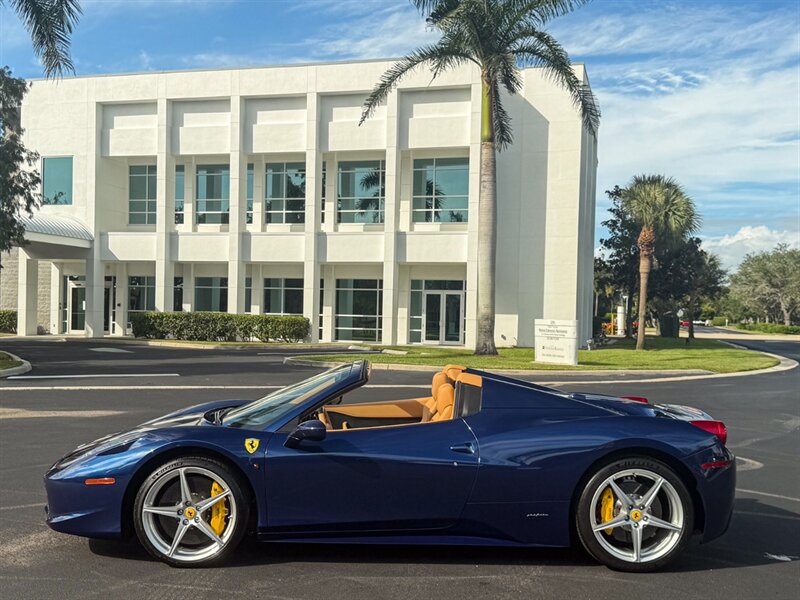 2014 Ferrari 458 Spider   - Photo 40 - Bonita Springs, FL 34134