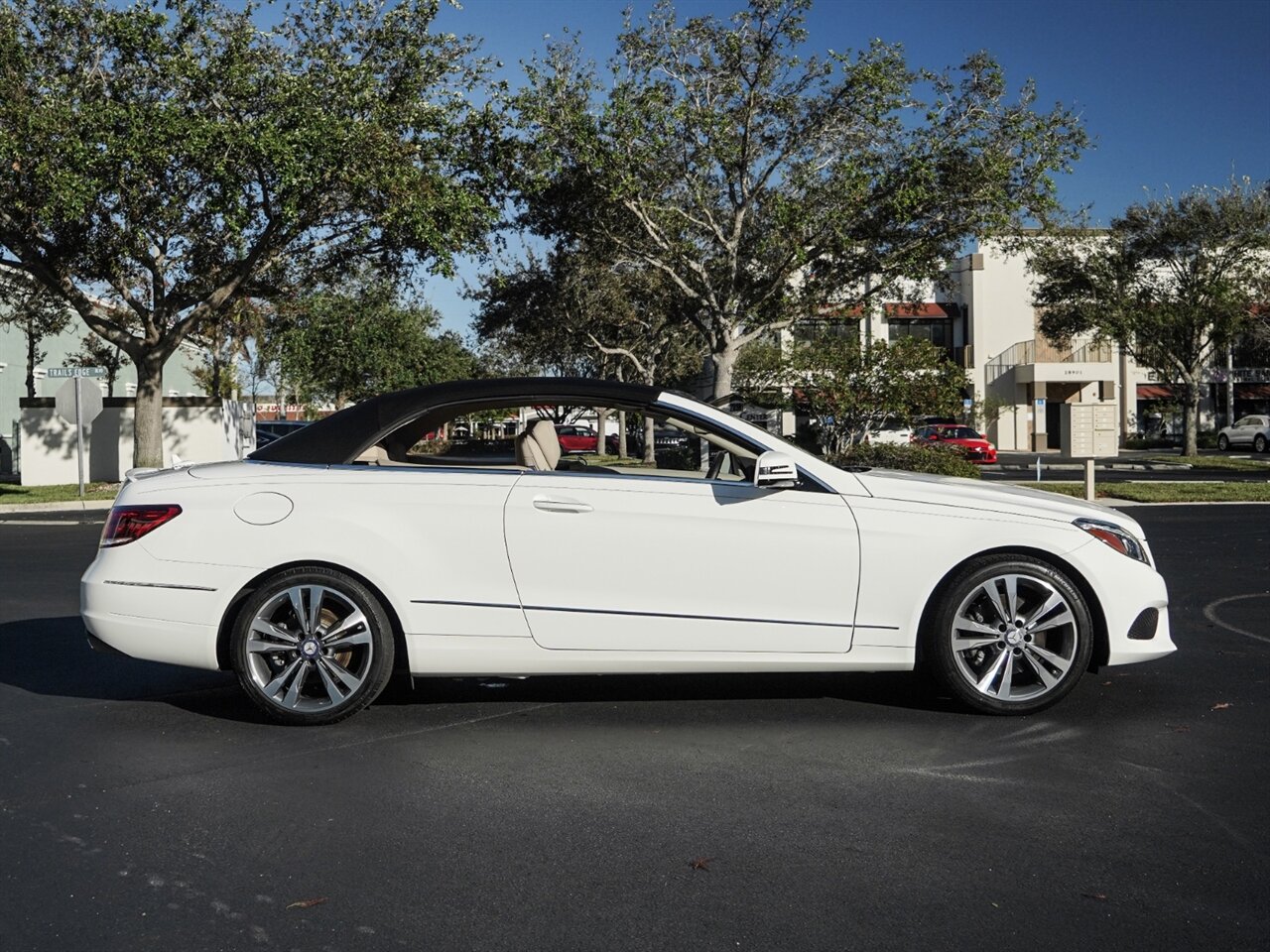 2017 Mercedes-Benz E 400   - Photo 71 - Bonita Springs, FL 34134