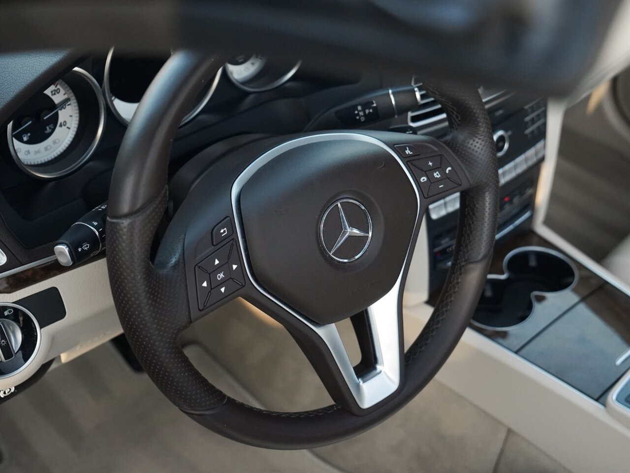 2017 Mercedes-Benz E 400   - Photo 33 - Bonita Springs, FL 34134