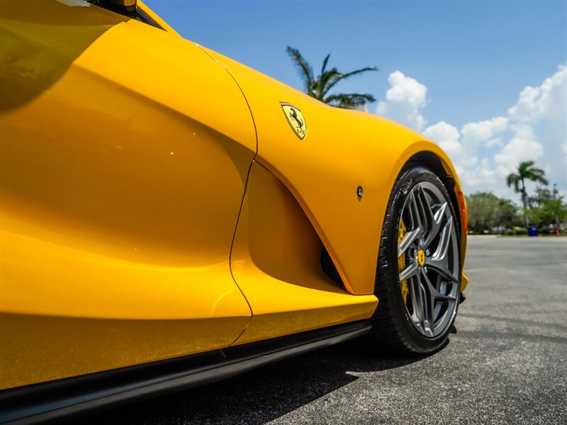 2019 Ferrari 812 Superfast - Photo 47 - Bonita Springs, FL 34134