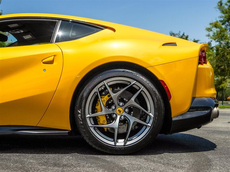 2019 Ferrari 812 Superfast - Photo 39 - Bonita Springs, FL 34134