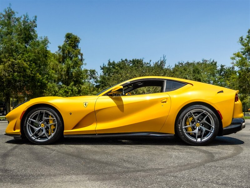 2019 Ferrari 812 Superfast - Photo 36 - Bonita Springs, FL 34134