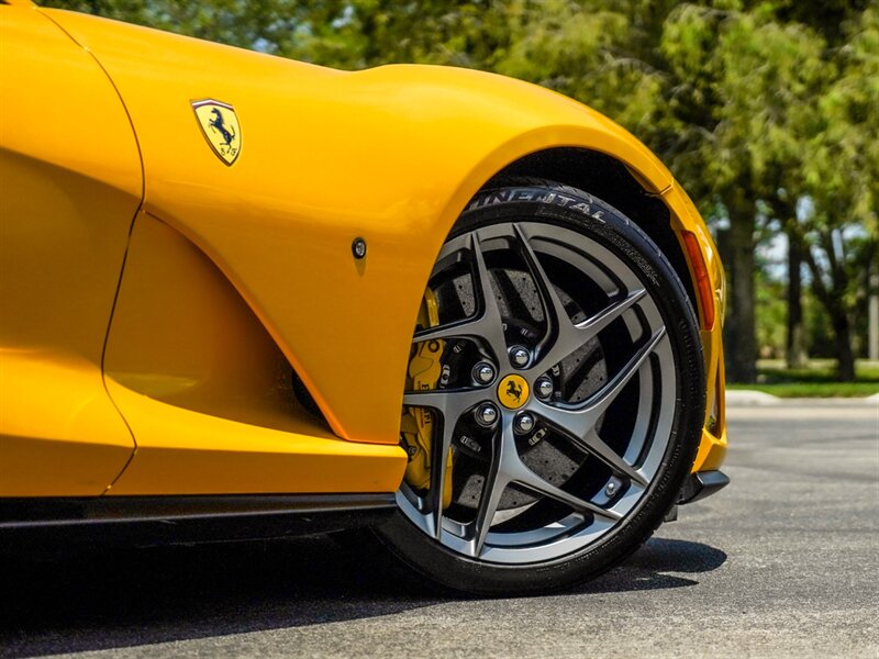 2019 Ferrari 812 Superfast - Photo 59 - Bonita Springs, FL 34134