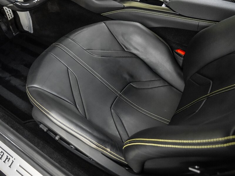 2019 Ferrari 812 Superfast - Photo 18 - Bonita Springs, FL 34134