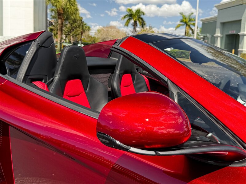 2015 McLaren 650S Spider   - Photo 73 - Bonita Springs, FL 34134