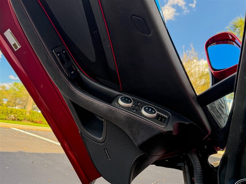 2015 McLaren 650S Spider   - Photo 28 - Bonita Springs, FL 34134