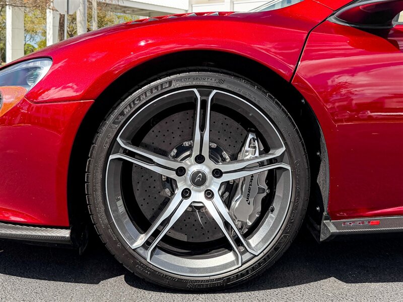 2015 McLaren 650S Spider   - Photo 45 - Bonita Springs, FL 34134