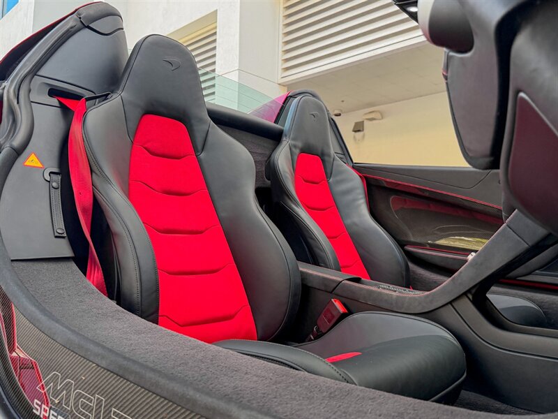 2015 McLaren 650S Spider   - Photo 34 - Bonita Springs, FL 34134