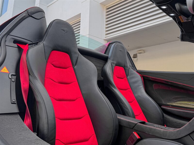 2015 McLaren 650S Spider   - Photo 35 - Bonita Springs, FL 34134