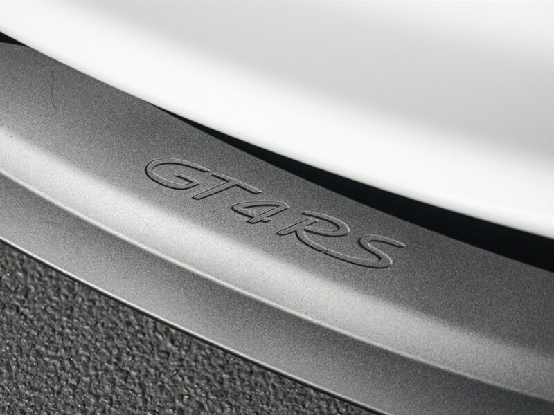 2024 Porsche 718 Cayman GT4 RS - Photo 7 - Bonita Springs, FL 34134