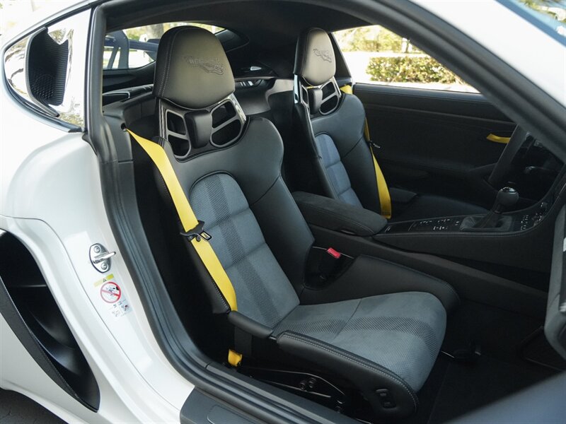 2024 Porsche 718 Cayman GT4 RS - Photo 31 - Bonita Springs, FL 34134
