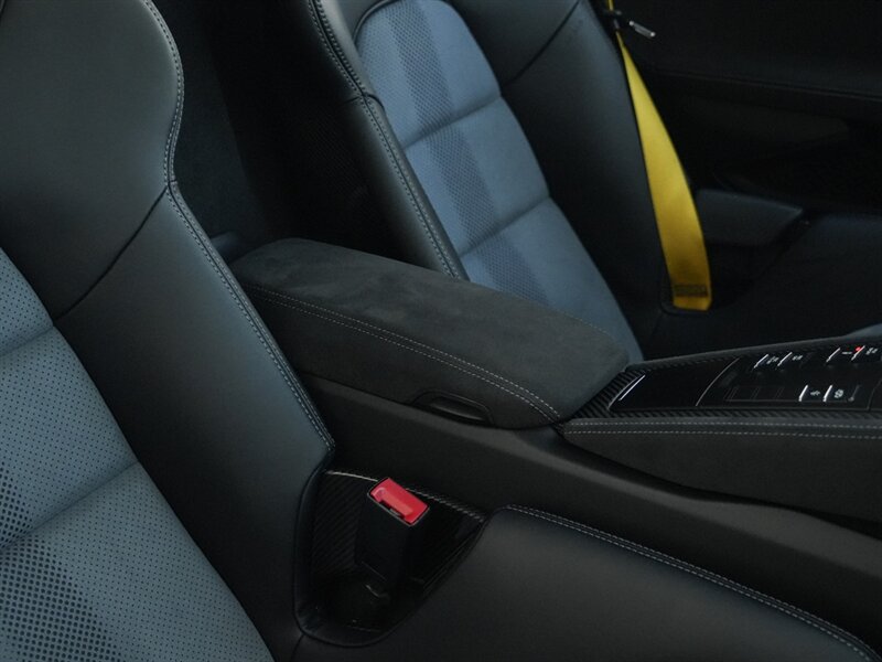 2024 Porsche 718 Cayman GT4 RS - Photo 34 - Bonita Springs, FL 34134