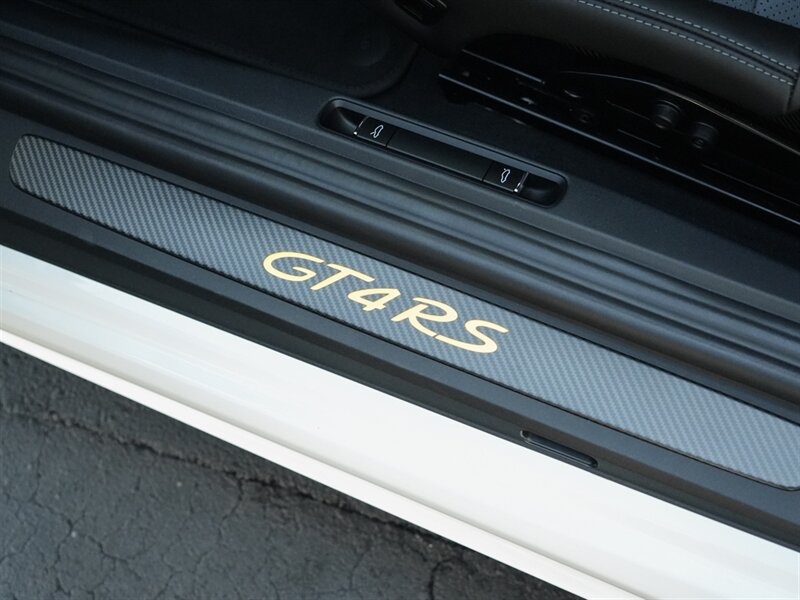 2024 Porsche 718 Cayman GT4 RS - Photo 28 - Bonita Springs, FL 34134