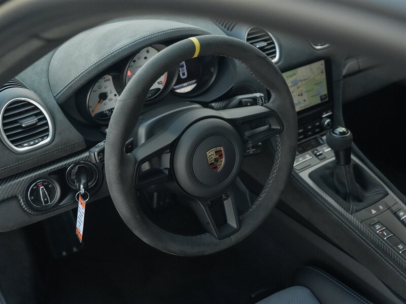 2024 Porsche 718 Cayman GT4 RS - Photo 30 - Bonita Springs, FL 34134