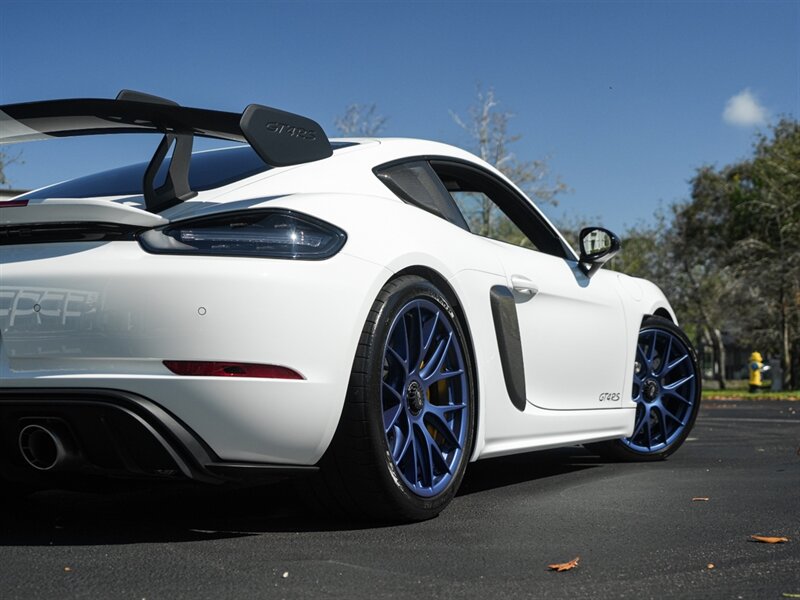 2024 Porsche 718 Cayman GT4 RS - Photo 66 - Bonita Springs, FL 34134