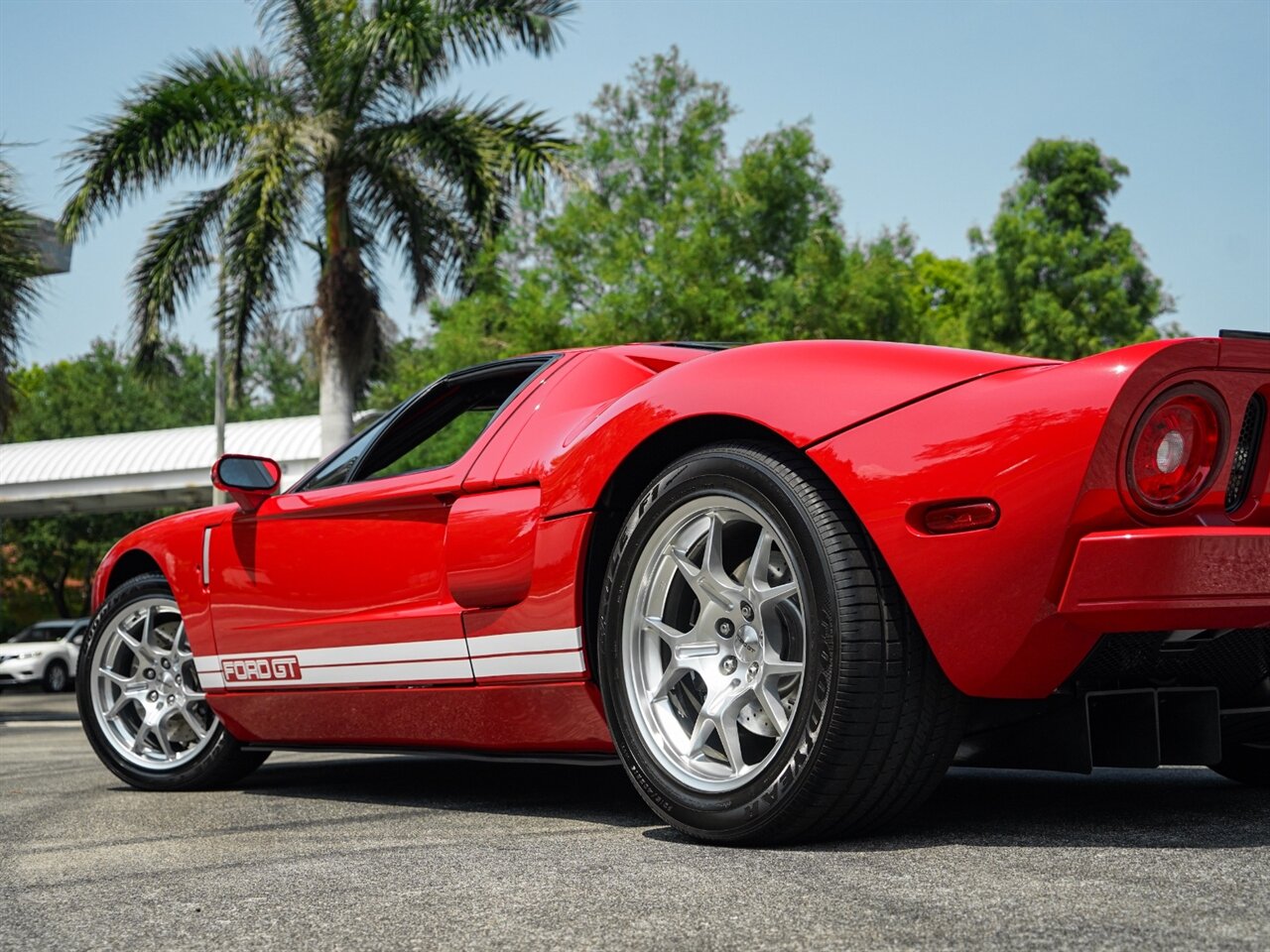 2005 Ford GT   - Photo 55 - Bonita Springs, FL 34134