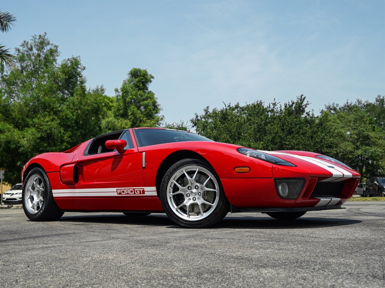 2005 Ford GT   - Photo 81 - Bonita Springs, FL 34134