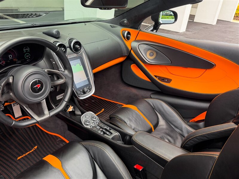 2018 McLaren 570S Spider   - Photo 16 - Bonita Springs, FL 34134