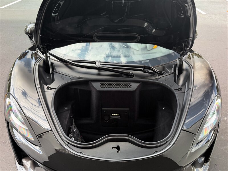 2018 McLaren 570S Spider   - Photo 33 - Bonita Springs, FL 34134