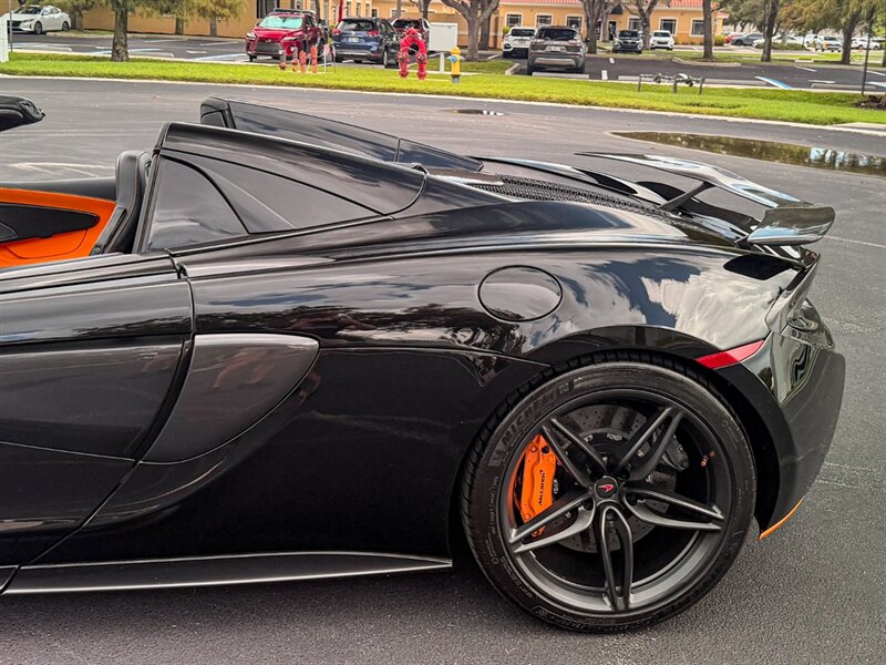 2018 McLaren 570S Spider   - Photo 37 - Bonita Springs, FL 34134