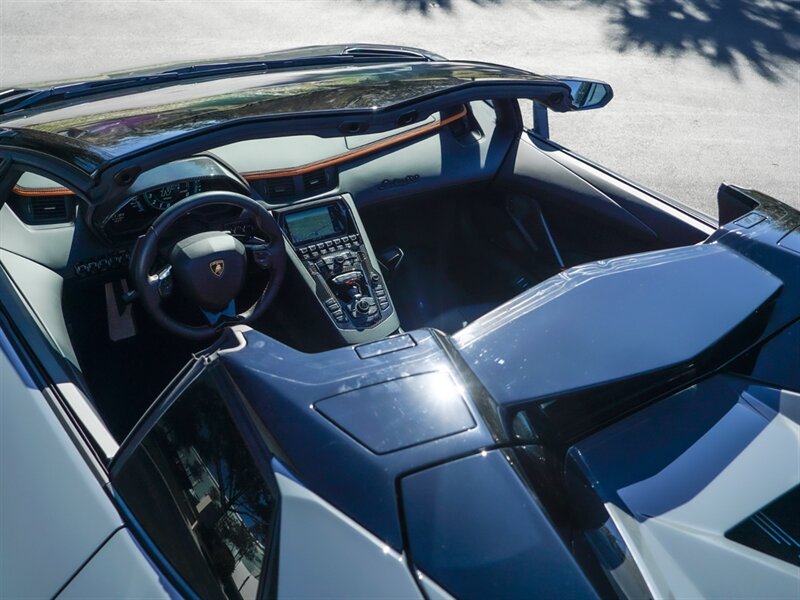 2019 Lamborghini Aventador LP 740-4 S Roadster - Photo 46 - Bonita Springs, FL 34134