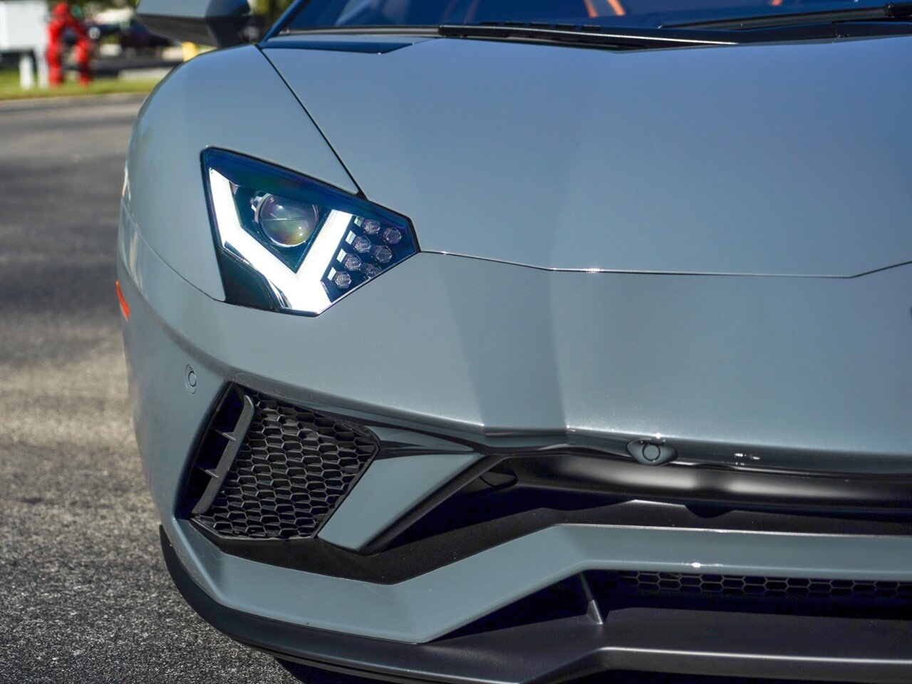 2019 Lamborghini Aventador LP 740-4 S  Roadster - Photo 6 - Bonita Springs, FL 34134