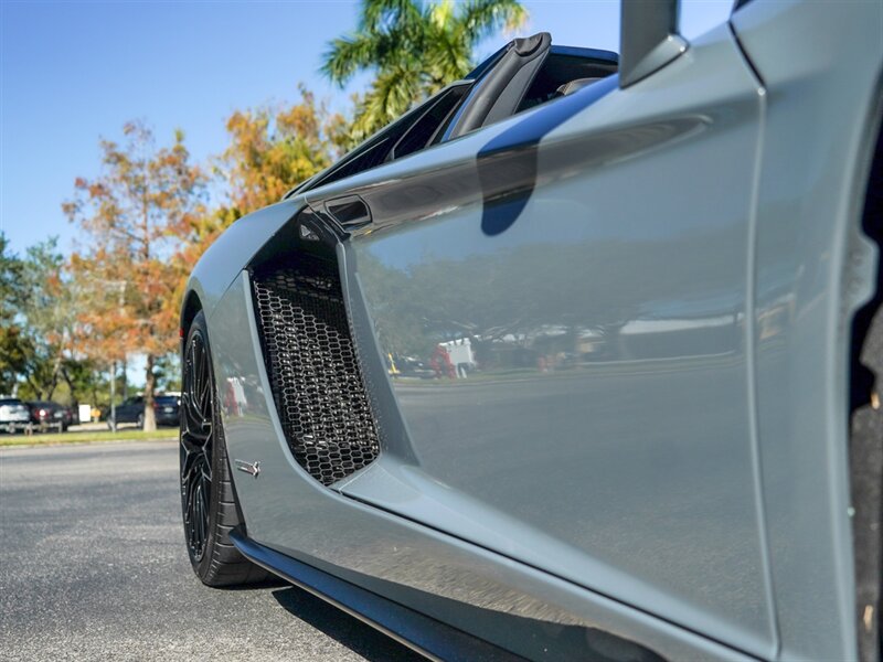 2019 Lamborghini Aventador LP 740-4 S Roadster - Photo 50 - Bonita Springs, FL 34134