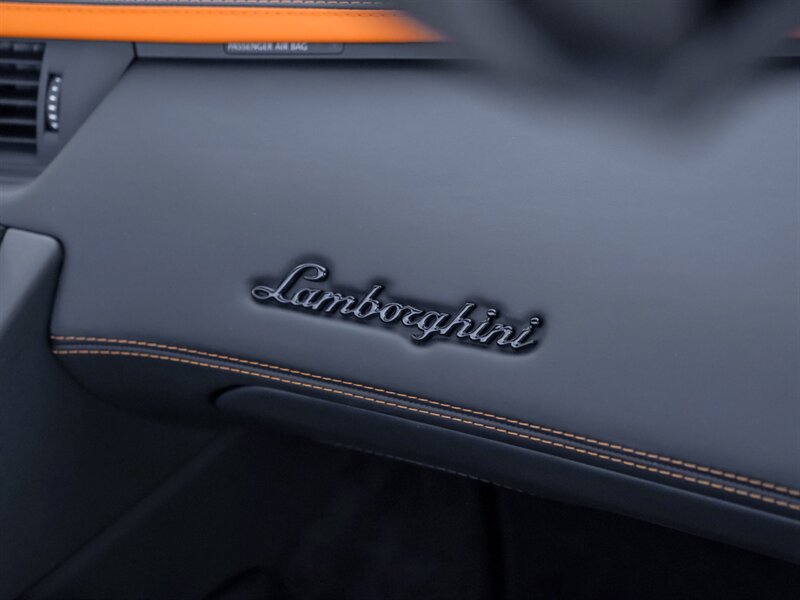 2019 Lamborghini Aventador LP 740-4 S Roadster - Photo 27 - Bonita Springs, FL 34134
