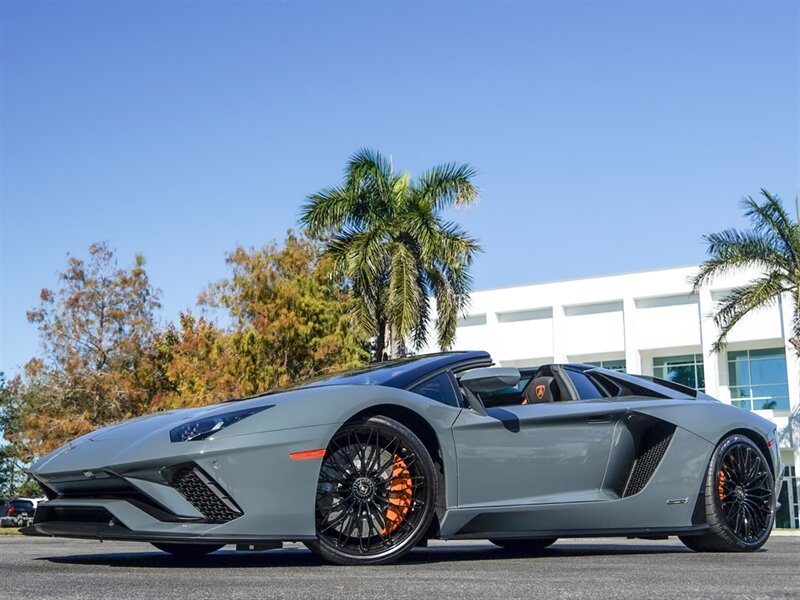 2019 Lamborghini Aventador LP 740-4 S Roadster - Photo 12 - Bonita Springs, FL 34134