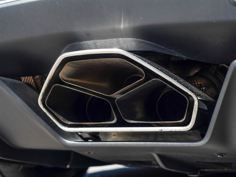 2019 Lamborghini Aventador LP 740-4 S Roadster - Photo 40 - Bonita Springs, FL 34134