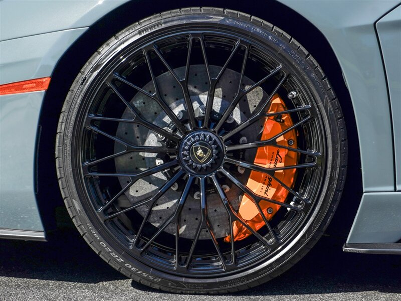 2019 Lamborghini Aventador LP 740-4 S Roadster - Photo 35 - Bonita Springs, FL 34134