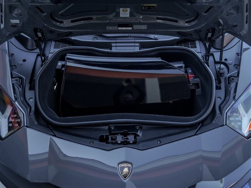2019 Lamborghini Aventador LP 740-4 S Roadster - Photo 31 - Bonita Springs, FL 34134